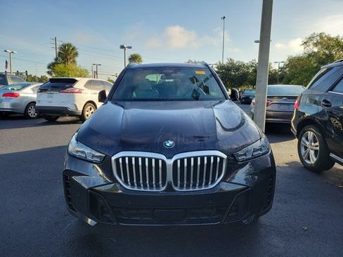 Used 2025 BMW X5 xDrive40i w/ M Sport Package AWD/4WD image 2