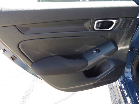 Used 2025 Honda Civic Sport image 24