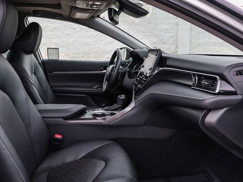 Used 2024 Toyota Camry XSE image 18