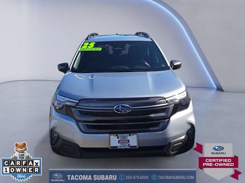 Certified 2025 Subaru Forester Premium AWD/4WD image 8