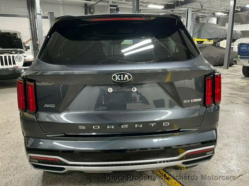 Used 2021 Kia Sorento SX Prestige image 4