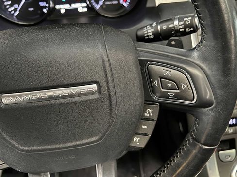 Used 2015 Land Rover Range Rover Evoque Pure Plus image 26