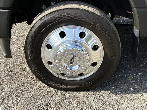 Used 2025 Ford F550 2WD Regular Cab Super Duty w/ XLT Value Package image 16