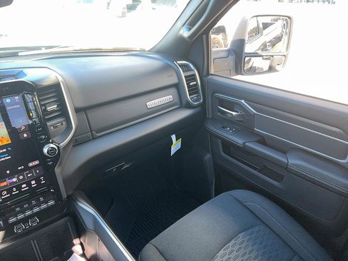 New 2026 RAM 2500 Big Horn image 31