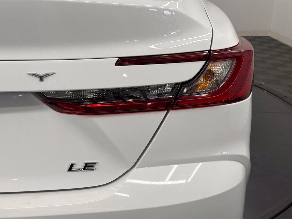 Used 2026 Toyota Camry LE FWD image 14
