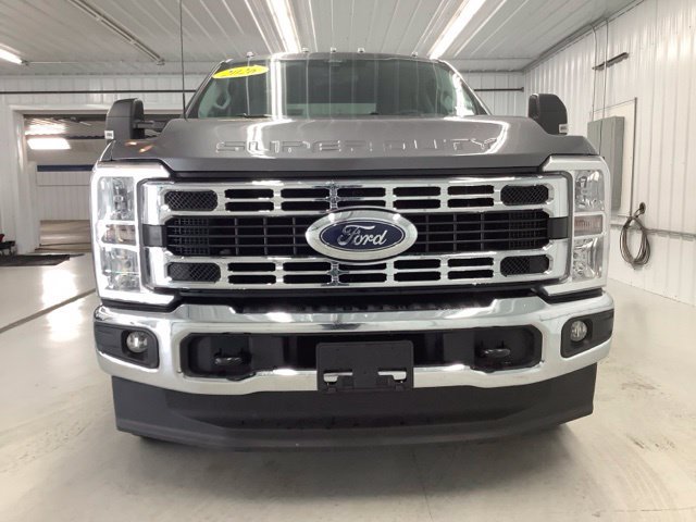 Used 2026 Ford F350 XLT AWD/4WD image 2