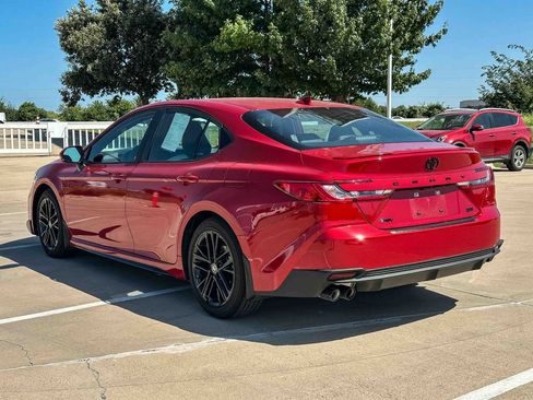 Certified 2026 Toyota Camry SE w/ Convenience Package FWD image 5