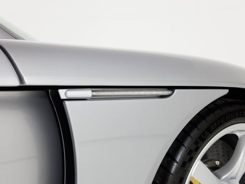 Used 2004 Porsche Carrera GT RWD image 67