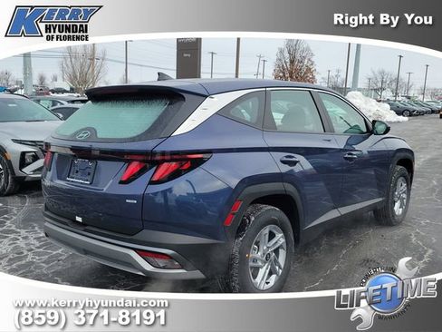 New 2026 Hyundai Tucson SE image 4