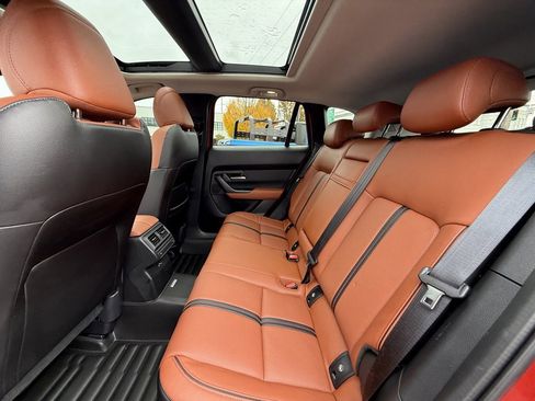 Used 2025 MAZDA CX-50 AWD 2.5 Turbo w/ Premium Pkg image 24