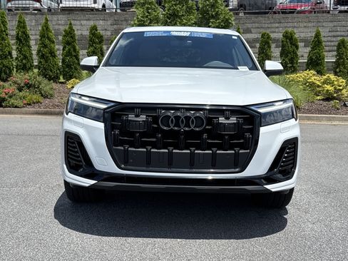 Used 2025 Audi Q7 3.0T Premium Plus w/ Premium Plus Package AWD/4WD image 3