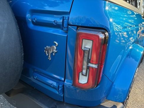 Used 2023 Ford Bronco Outer Banks image 15