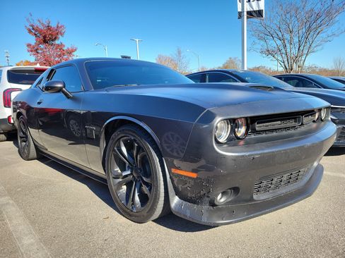 Used 2022 Dodge Challenger R/T image 20