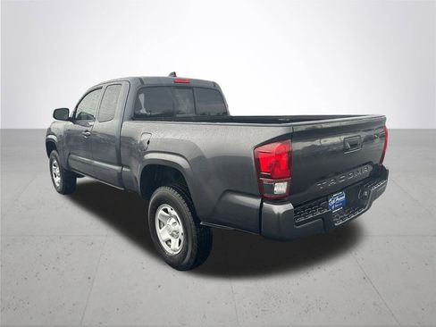 Used 2023 Toyota Tacoma SR image 9