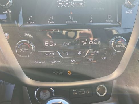 Used 2023 Nissan Murano SV w/ SV Midnight Edition Package FWD image 20