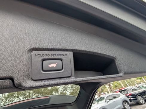 Certified 2024 Acura RDX SH-AWD w/ Advance Package image 21