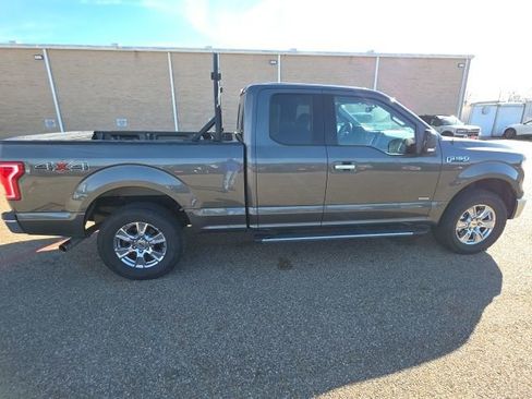 Used 2016 Ford F150 XLT w/ Equipment Group 302A Luxury image 14
