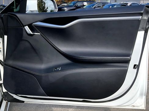 Used 2017 Tesla Model S 75 image 20