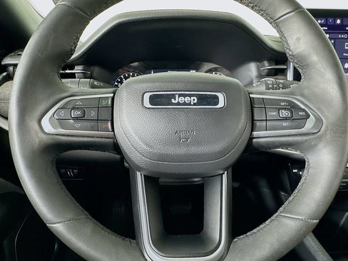 Used 2023 Jeep Compass Latitude w/ Convenience Group AWD/4WD image 40
