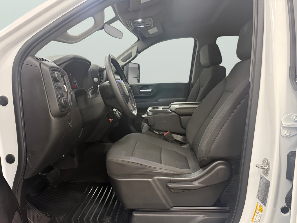 Used 2023 Chevrolet Silverado 2500 Custom w/ Infotainment Package AWD/4WD image 11