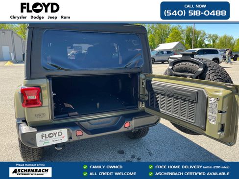 New 2026 Jeep Wrangler Unlimited Sahara AWD/4WD image 30