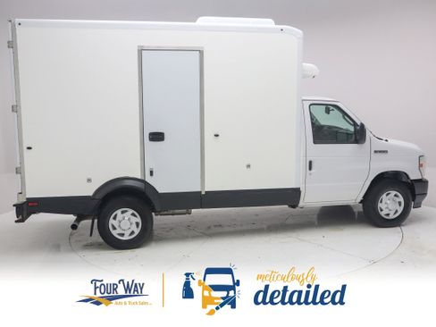 Used 2023 Ford E-350 and Econoline 350 Super Duty w/ Power Windows & Locks Group RWD image 2