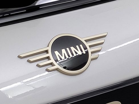 New 2026 MINI Cooper 2-Door Hardtop image 17