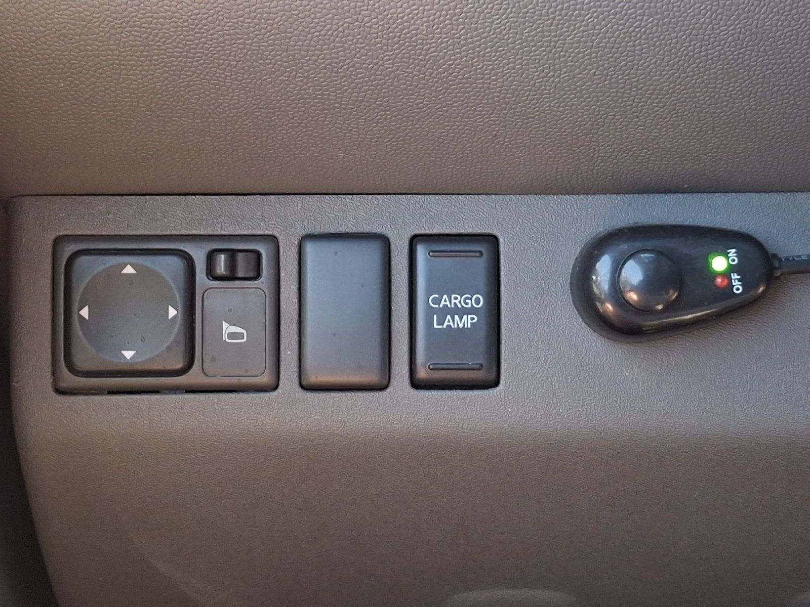 Used 2006 Nissan Frontier LE AWD/4WD image 21