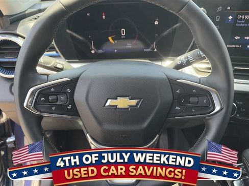 Used 2024 Chevrolet Trax LT w/ Driver Confidence Package FWD image 21