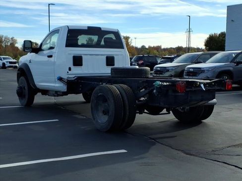 New 2026 RAM 5500 Tradesman image 4