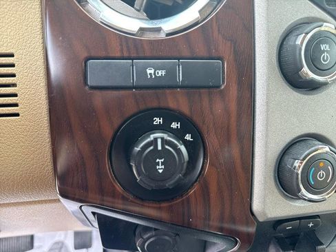 Used 2013 Ford F250 Lariat w/ Chrome Pkg AWD/4WD image 12