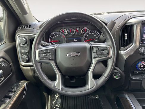 Used 2022 Chevrolet Silverado 1500 LT Trail Boss AWD/4WD image 13