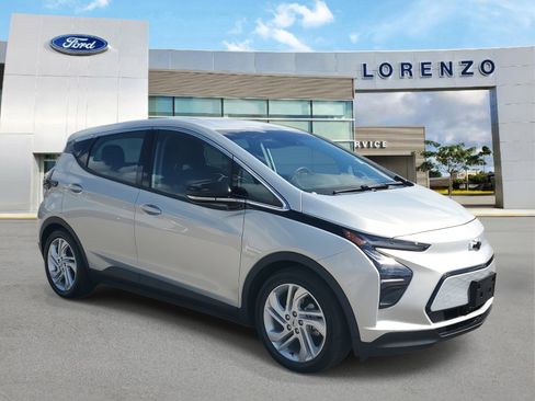 Used 2023 Chevrolet Bolt LT w/ Driver Confidence Package image 3