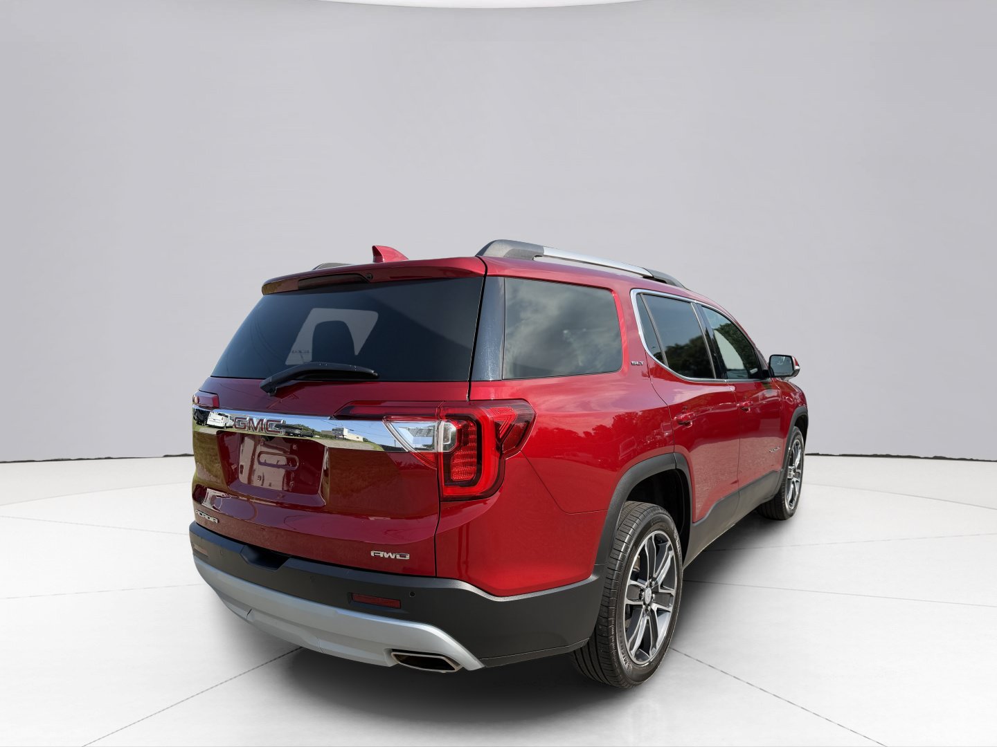 Used 2023 GMC Acadia SLT w/ Preferred Package AWD/4WD image 2