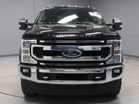 Used 2020 Ford F350 XLT w/ XLT Premium Package image 6