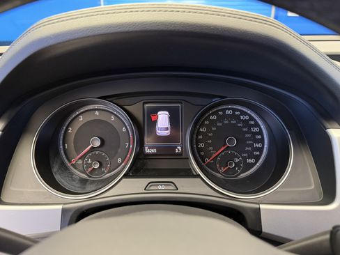 Used 2021 Volkswagen Atlas Cross Sport SE AWD/4WD image 17