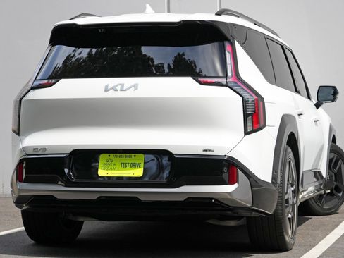 Used 2024 Kia EV9 GT-Line AWD/4WD image 5