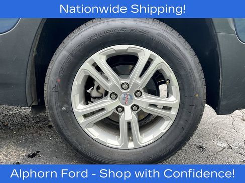 Used 2024 GMC Terrain SLE AWD/4WD image 34
