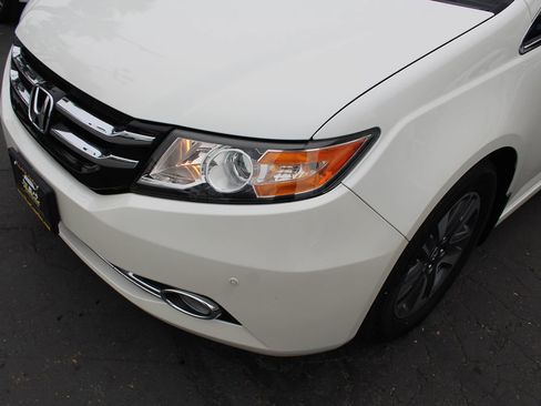 Used 2015 Honda Odyssey Touring Elite image 10