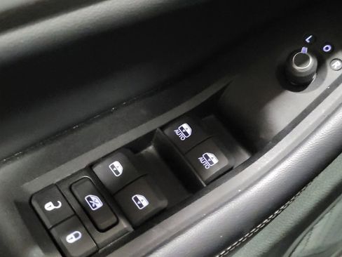 Used 2021 Jeep Grand Cherokee L Limited image 27