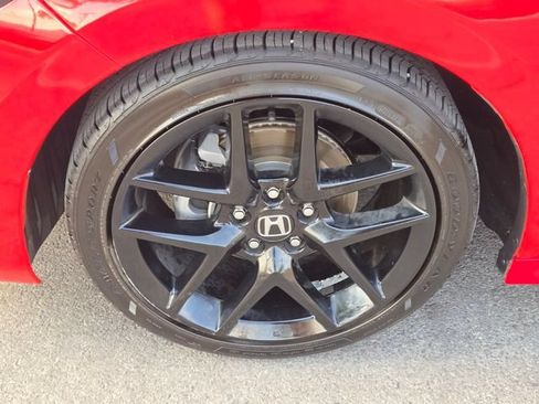 Used 2024 Honda Civic Sport image 10