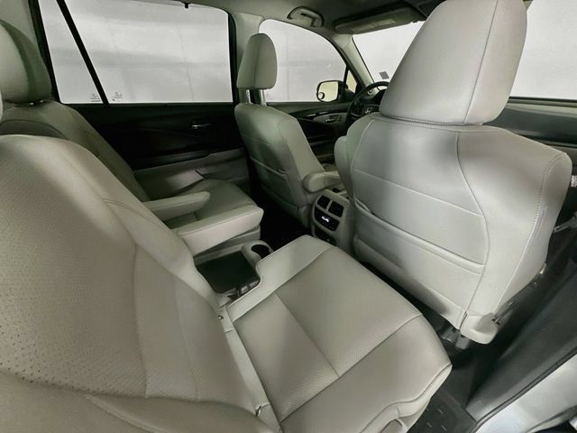 Used 2022 Honda Pilot Elite image 28