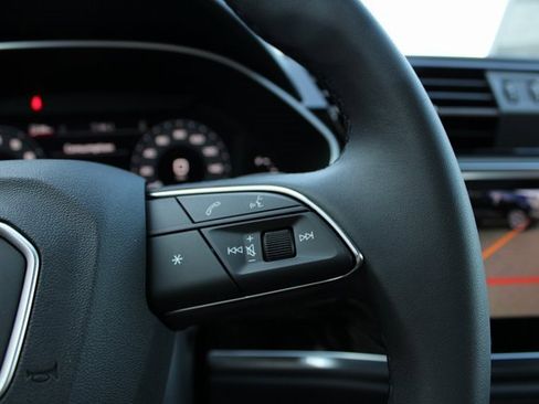 New 2025 Audi Q3 2.0T Premium Plus image 11