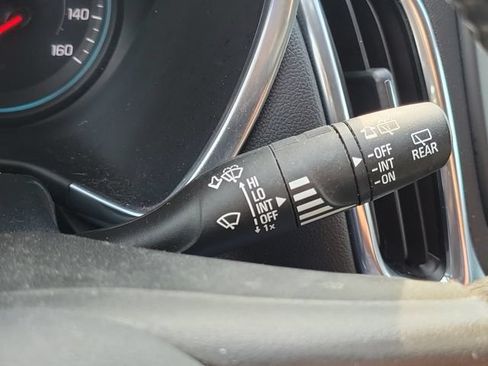 Used 2020 Chevrolet Equinox LT FWD image 12