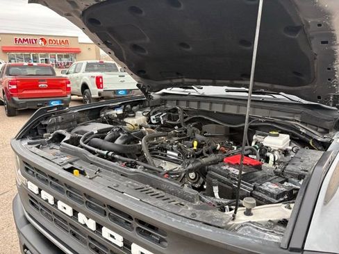 Used 2024 Ford Bronco Black Diamond w/ Sasquatch Package image 12