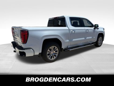 New 2026 GMC Sierra 1500 Denali w/ Technology Package AWD/4WD image 3