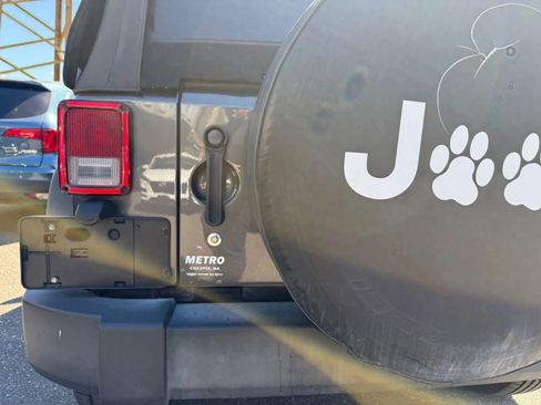 Used 2017 Jeep Wrangler Unlimited Sport w/ Quick Order Package 24S image 31