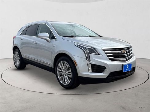 Certified 2018 Cadillac XT5 Premium Luxury image 3