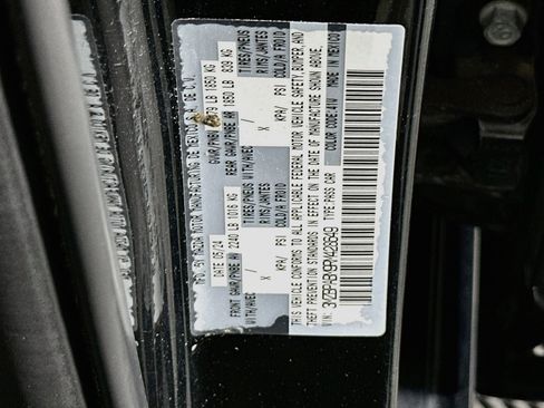 Used 2024 MAZDA MAZDA3 s FWD image 12