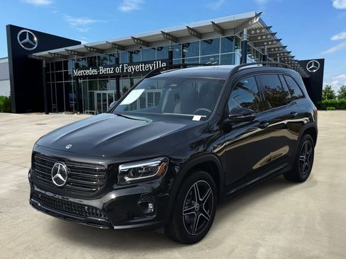 New 2026 Mercedes-Benz GLB 250 image 1